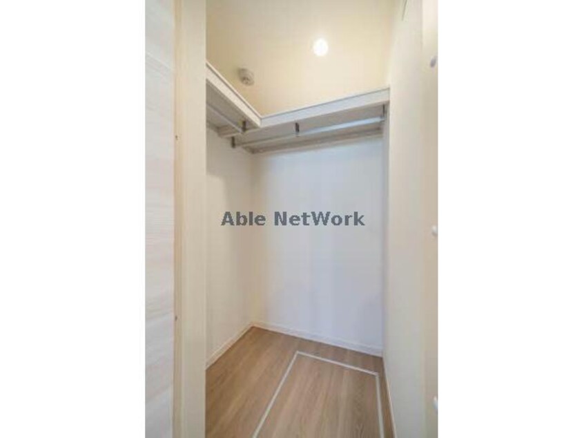  シャーメゾンクレスティーク