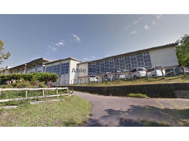 関市立瀬尻小学校(小学校)まで1225m ア・ドリーム緑ヶ丘