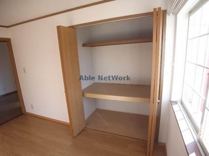 クローゼット ピュアハウス桐野