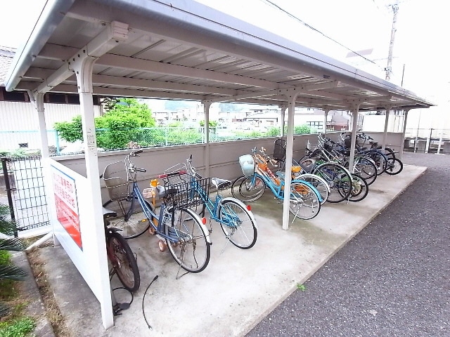 駐輪場 マジェステート