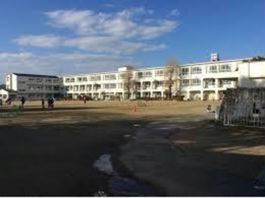 各務原市立蘇原第一小学校(小学校)まで1139m メゾン新栄Ⅱ