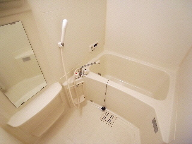 ﾊﾞｽﾙｰﾑ グリーンコート(前野町)