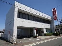 十六銀行各務原支店(銀行)まで639m 田中様邸貸家(西棟)