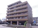 ファミーユ日新