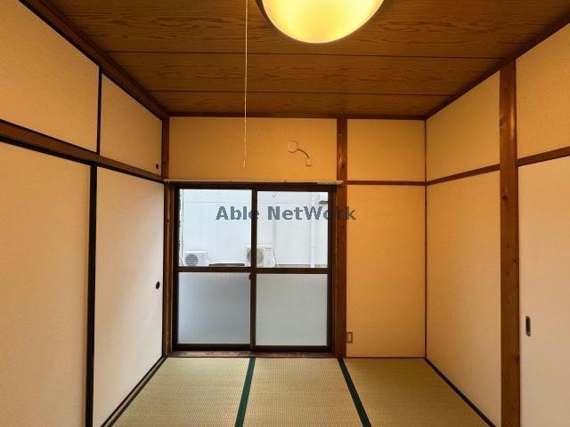  浅野貸家