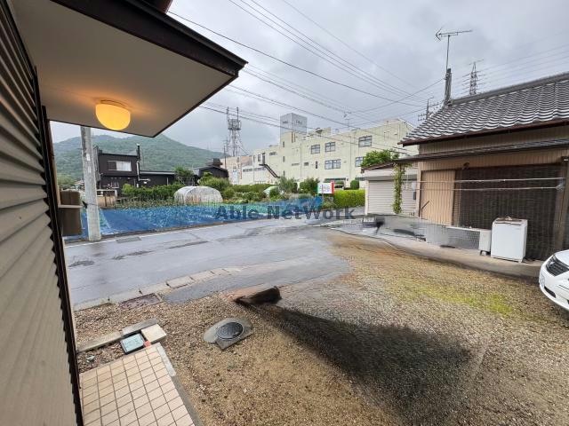  浅野貸家