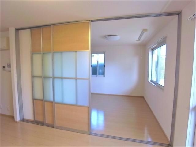 スライド間仕切り プルミエⅢ B棟