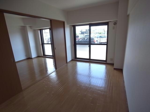 南側洋室 Dwell Saeki