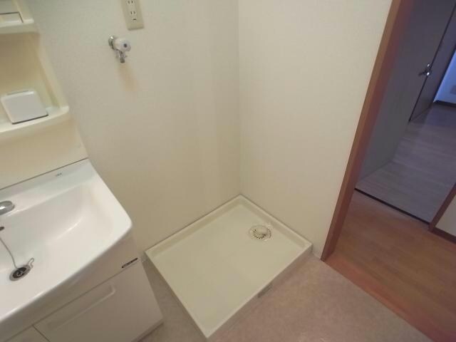 室内洗濯機置場 Dwell Saeki