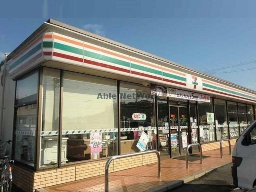 セブンイレブン関市市平賀店(コンビニ)まで847m フィオーレ