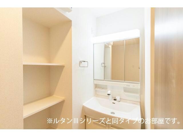 ※同型モデル参照 マルシェⅢ