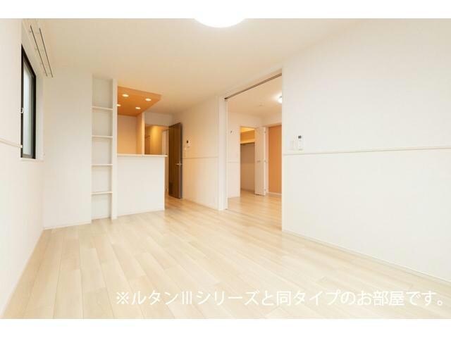 ※同型モデル参照 マルシェⅢ