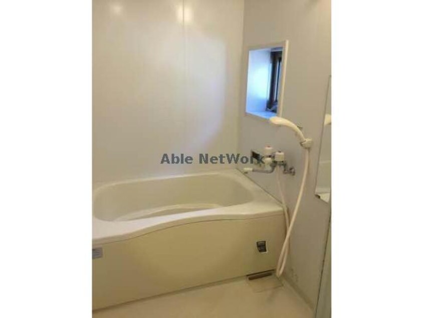  リバーハーフハイツⅢ　B