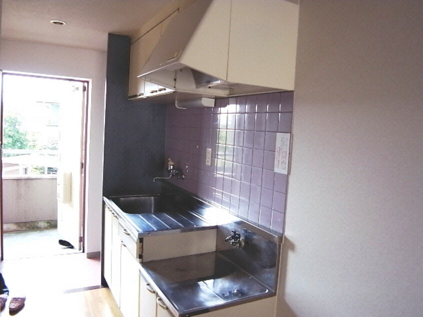 シンク全体 岐阜（乗合）バス（関市）/赤土坂 徒歩1分 2階 築32年