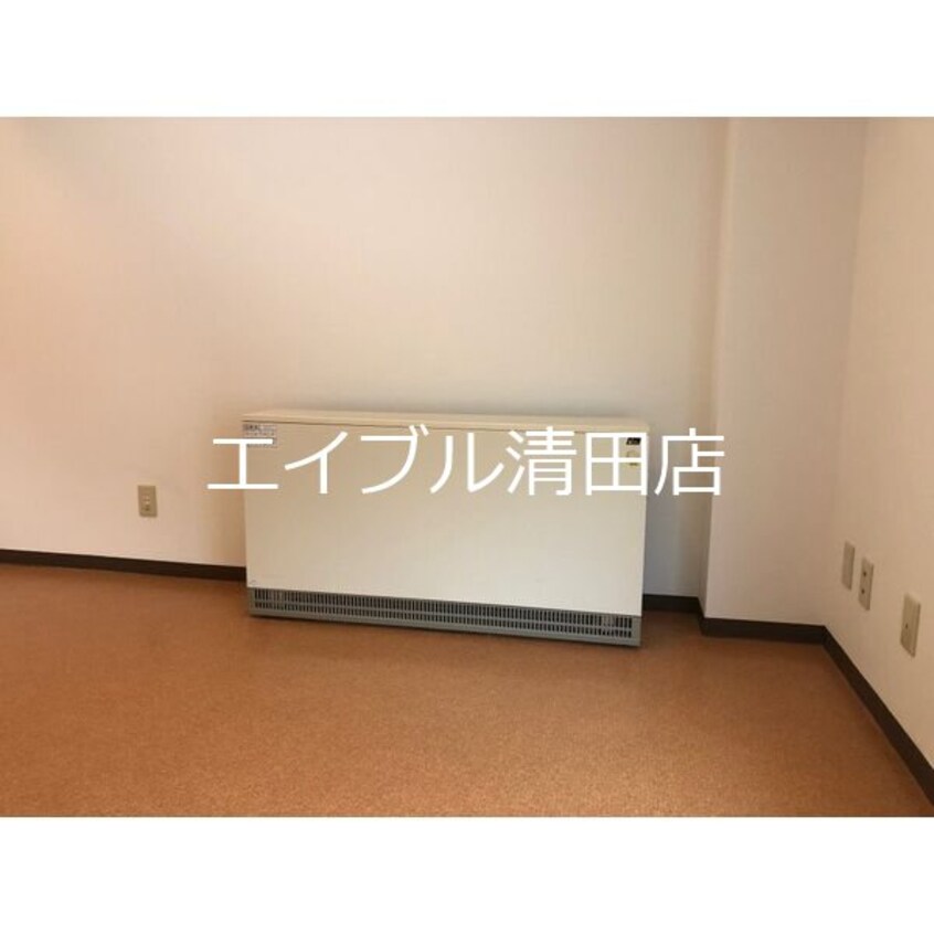  センタービレッジ821