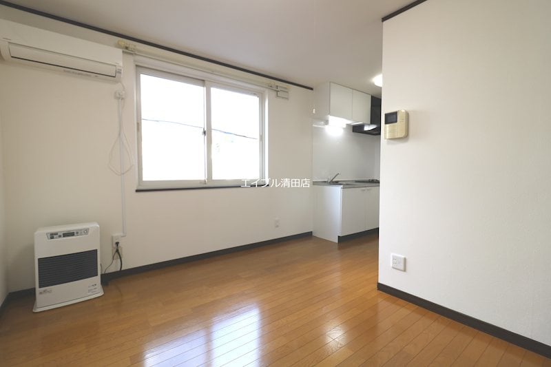  プラムスクウエア