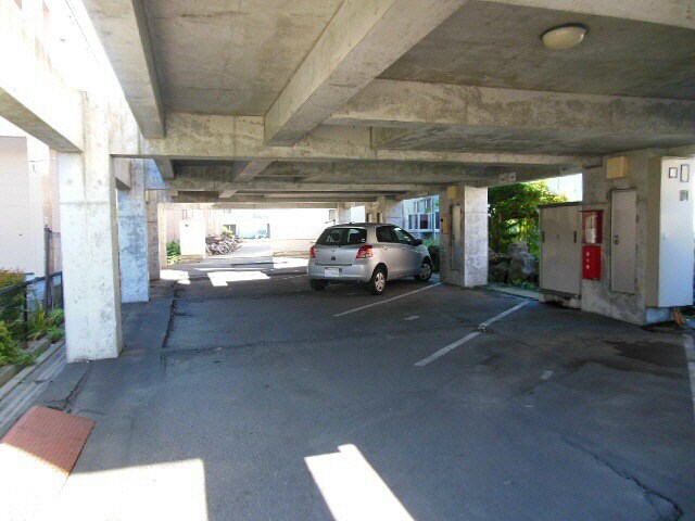  センタービレッジ813