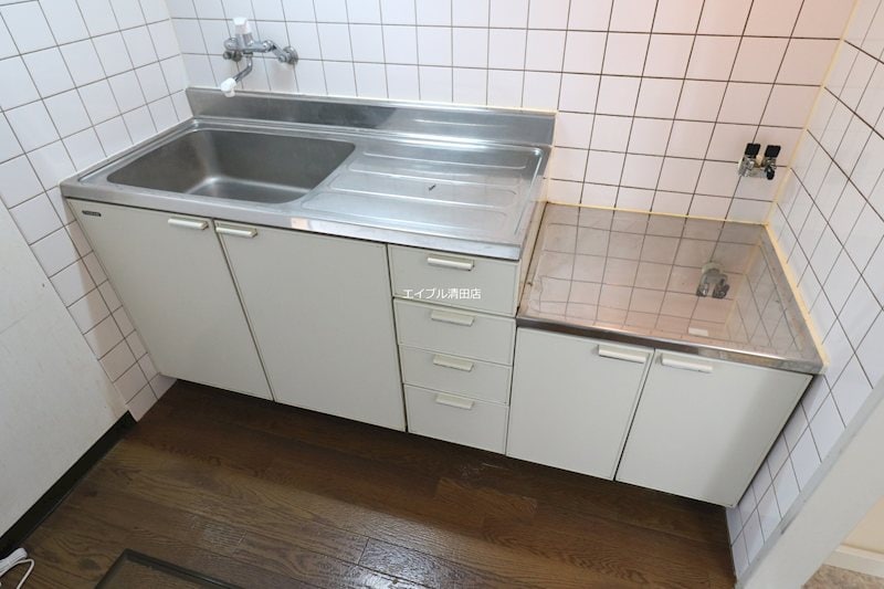  ハイツユートピア