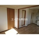  シャルマン平岡