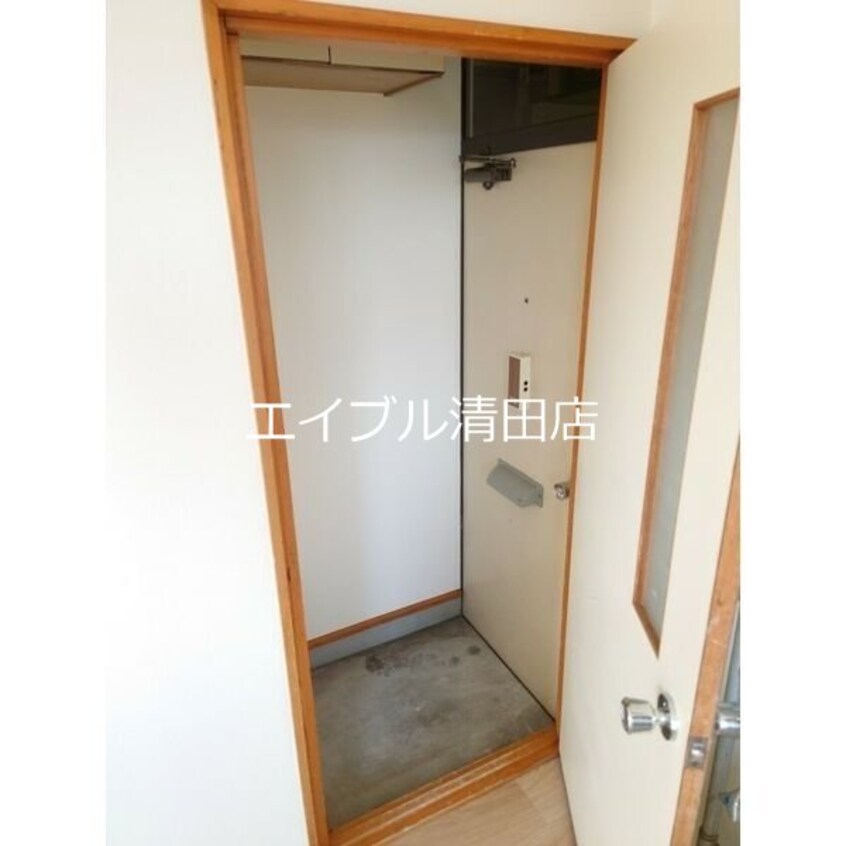  シャルマン平岡