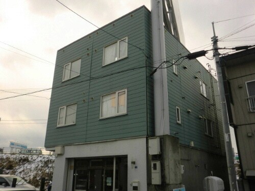  シャルマン平岡