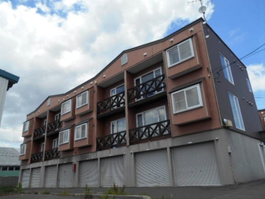  サンメイプル平岡I