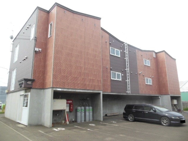  サンメイプル平岡I