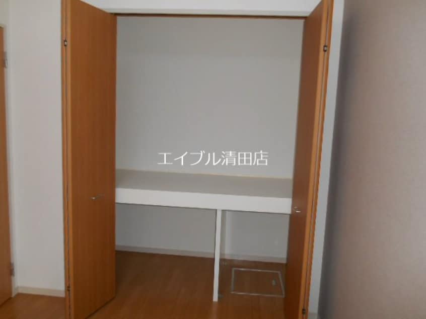  シュルデン平岡