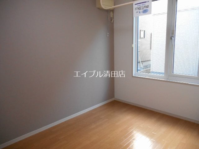  シュルデン平岡