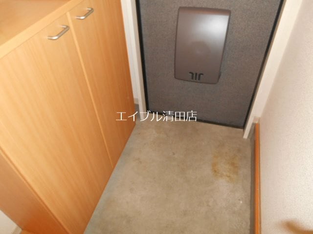  シュルデン平岡