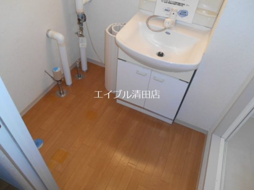  シュルデン平岡