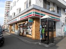 ｾﾌﾞﾝｲﾚﾌﾞﾝ 札幌北野6条店(コンビニ)まで109m E1ビル清田通