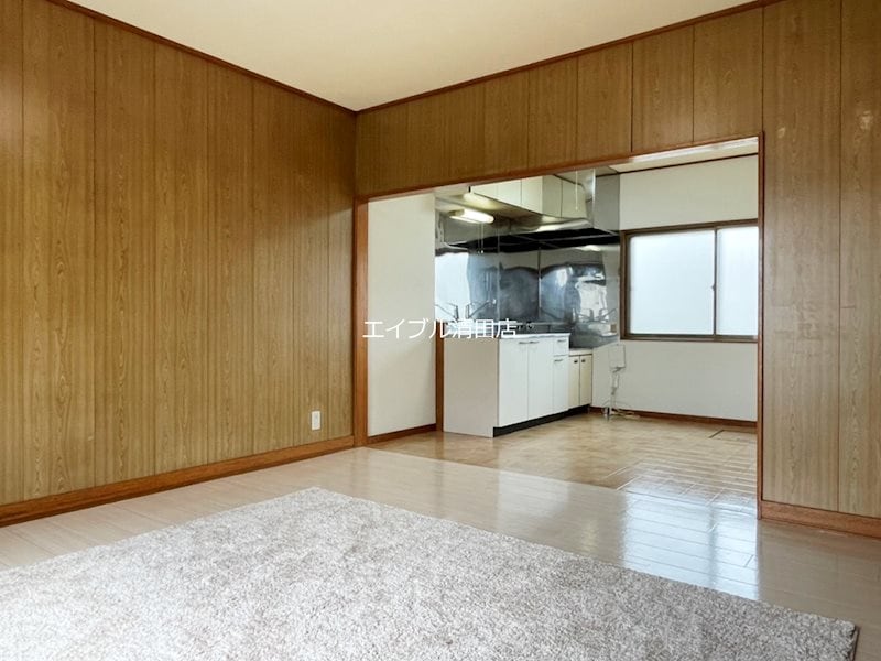  西の里幸栄ハイツA棟