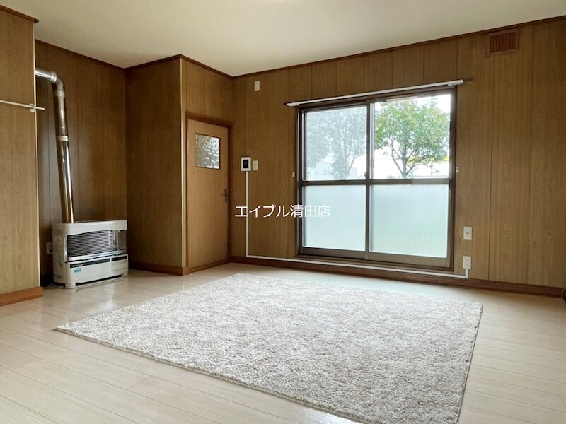  西の里幸栄ハイツA棟