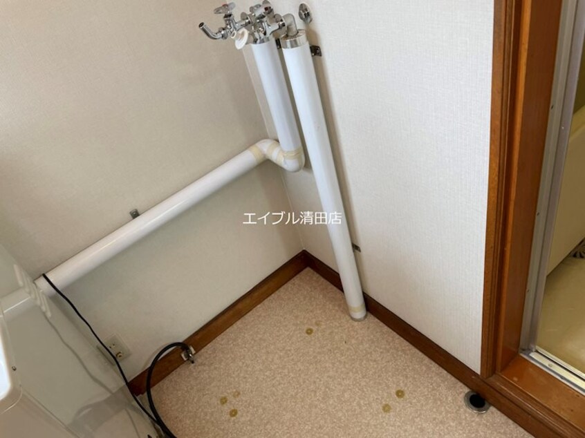  西の里幸栄ハイツA棟