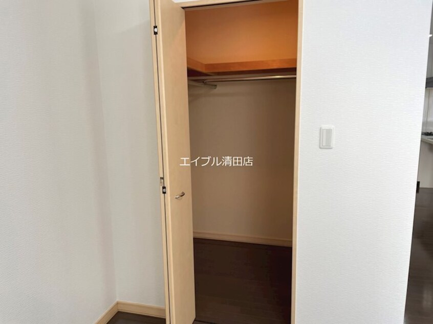  H-CUBE APARTMENT HOUSE