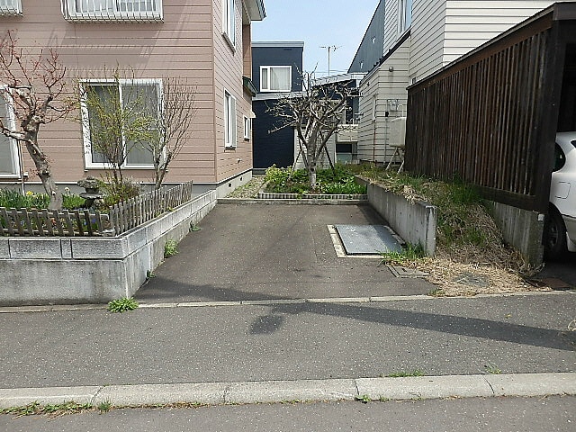  美しが丘2-2貸家
