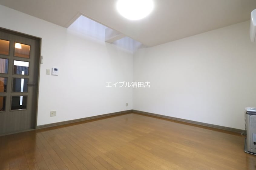  サンライト平岡