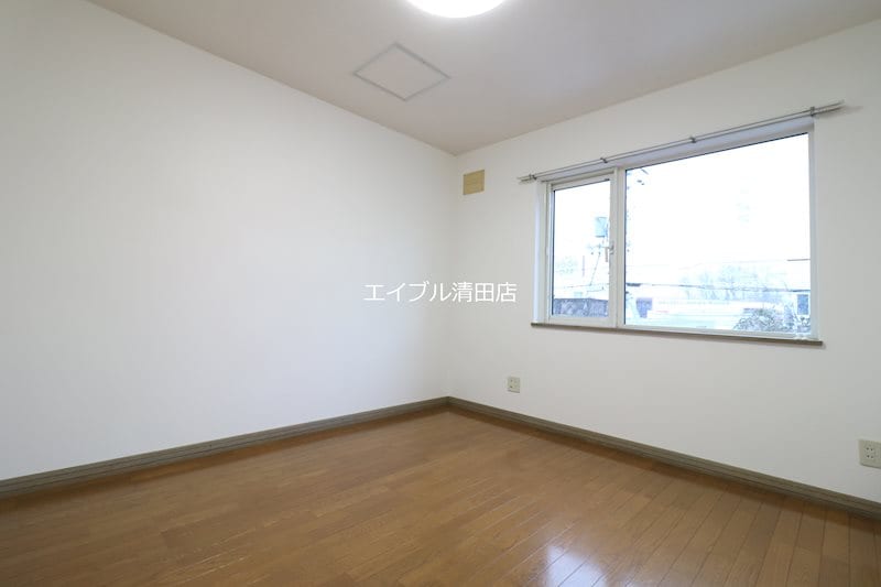  サンライト平岡