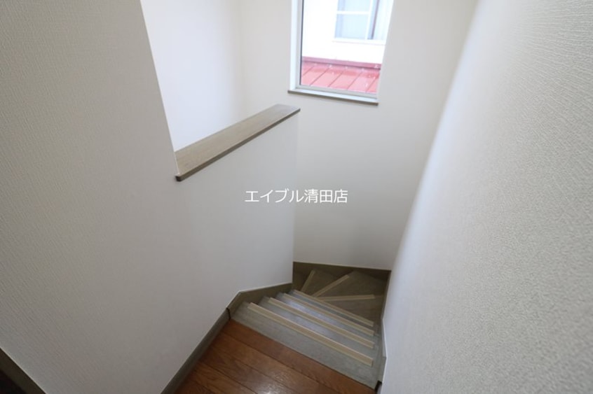  サンライト平岡