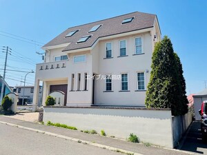虹ヶ丘3丁目貸家