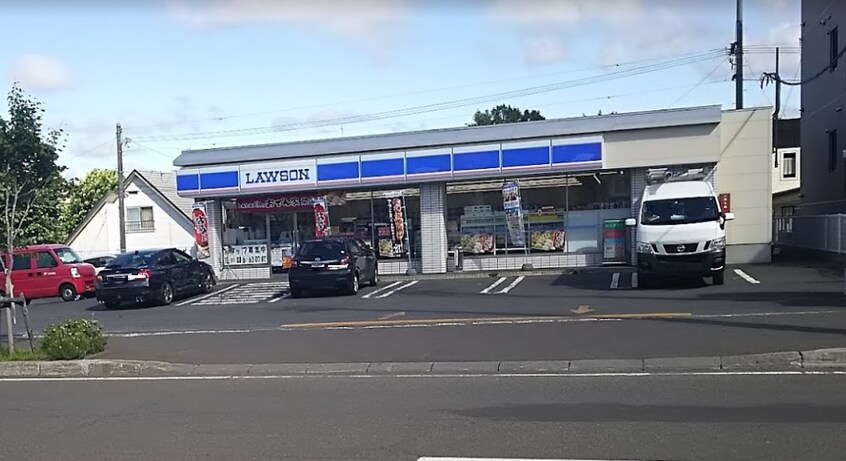 ﾛｰｿﾝ 札幌清田3条店(コンビニ)まで209m サンウイング清田