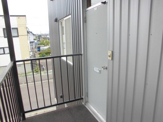  ハイブリッチピア