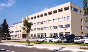 札幌市清田区役所(役所)まで1111m サンピア36