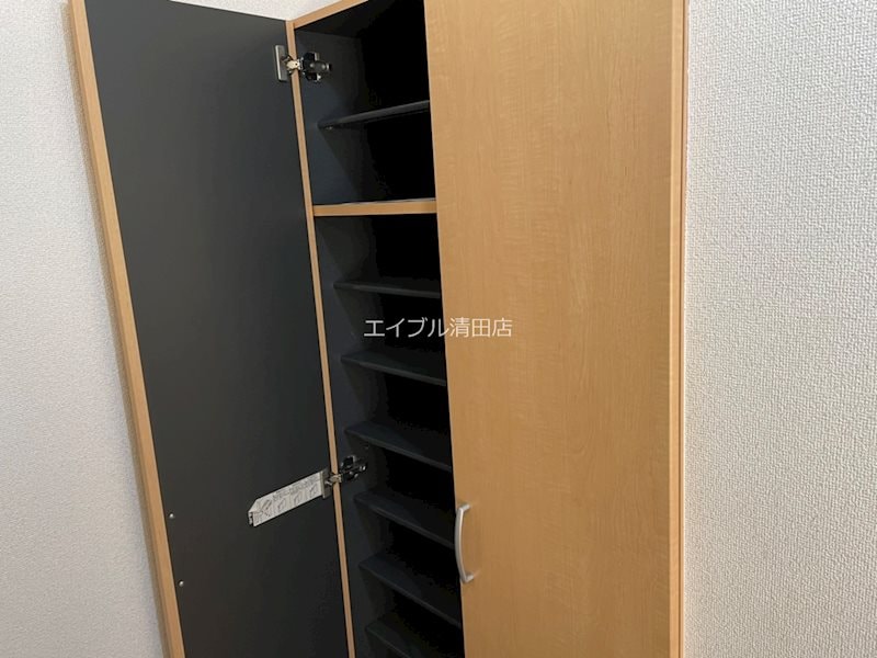  千歳線/北広島駅 徒歩17分 2階 築17年
