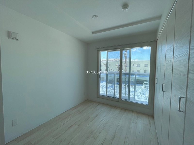 ※同仕様 facet（ファセット）