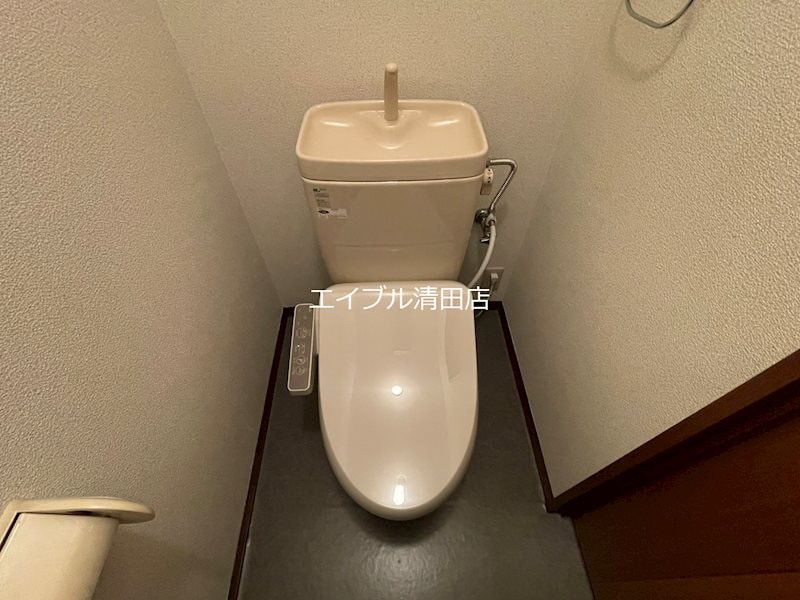  シャーメゾン平岡