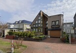 平岡公園東3丁目貸家