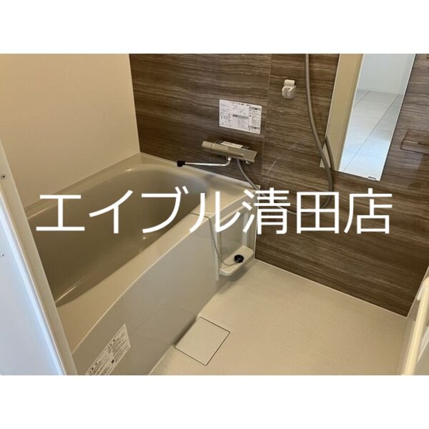 ウェルズビレッジ