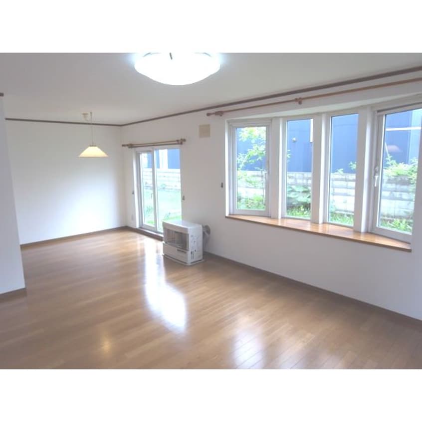  真駒内緑町２丁目戸建